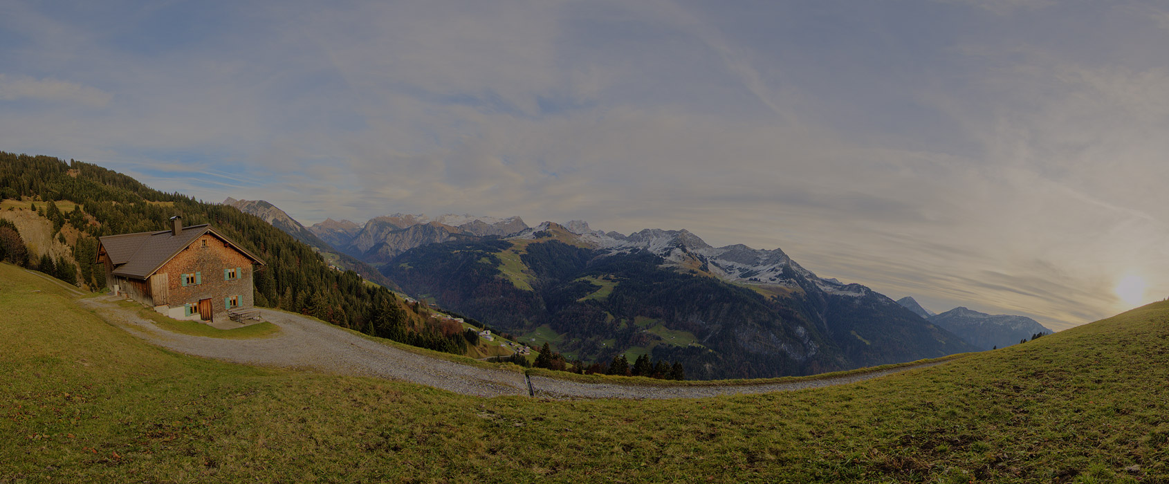 <span style="font-size: 180%;font-family: Darleston;">Maisäß</span>